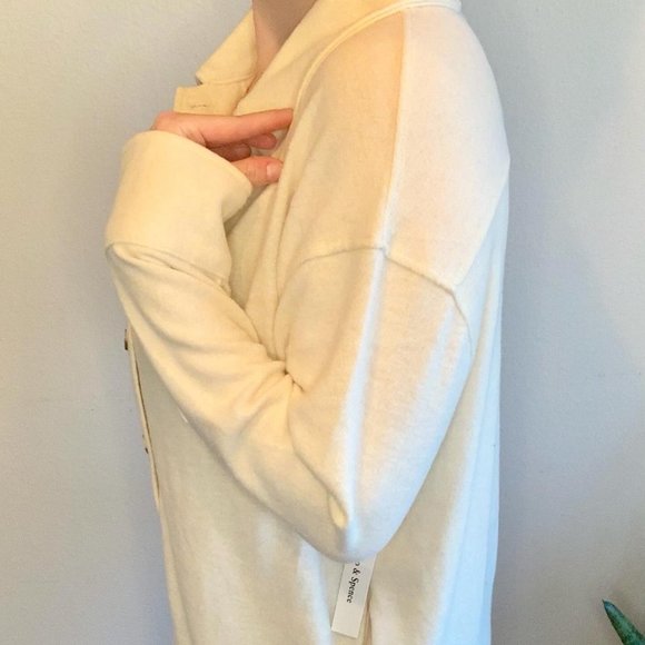 Oversized button down - Picture 4 of 4